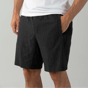 LULULEMON MENS | Pace Breaker Chevron Shorts